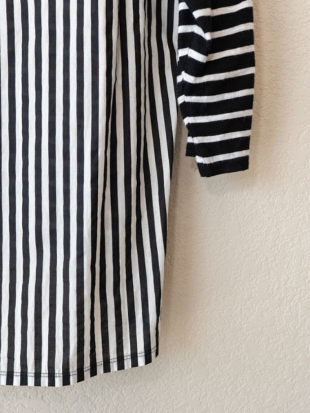 Chico’s Black White Stripe Lace Back Hi Lo Top Medium 100% Cotton Nautical - Picture 12 of 12